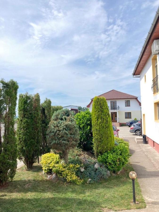 Vila Boema Marghita Buitenkant foto